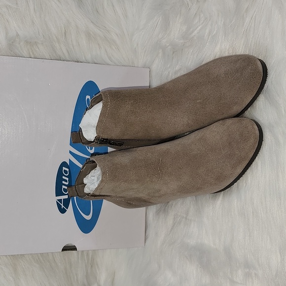 Aqua Shoes - Aqua College Womens Isla Suede Waterproof Ankle Boots Mushroom 8.5 Wide